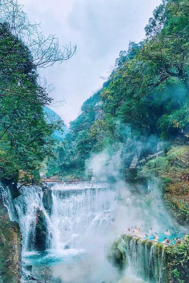 地板冒岩浆无敌版